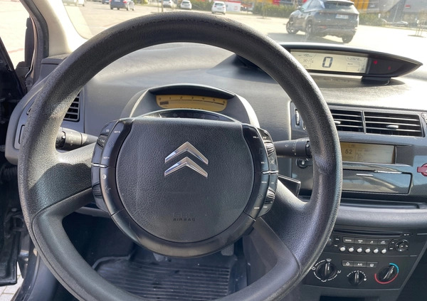 Citroen C4 cena 6900 przebieg: 228236, rok produkcji 2005 z Gdańsk małe 106